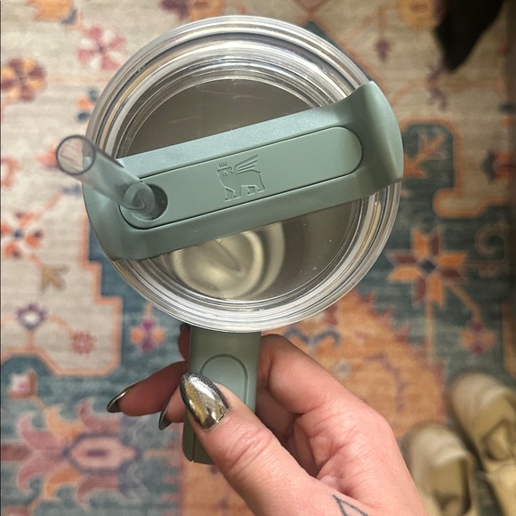 Stanley 40oz Tumbler - Picture 2 of 2